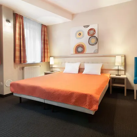 Petrus Hotell 3*