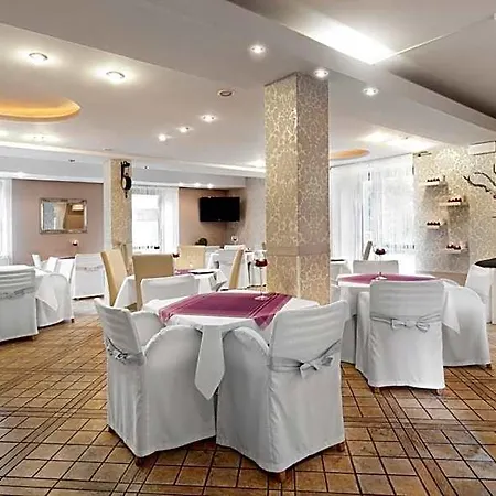 Petrus 3*