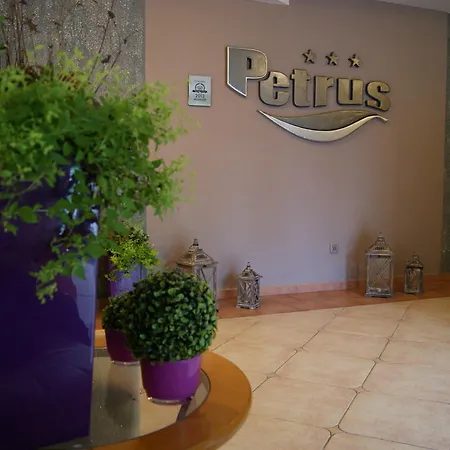 Petrus Hotel
